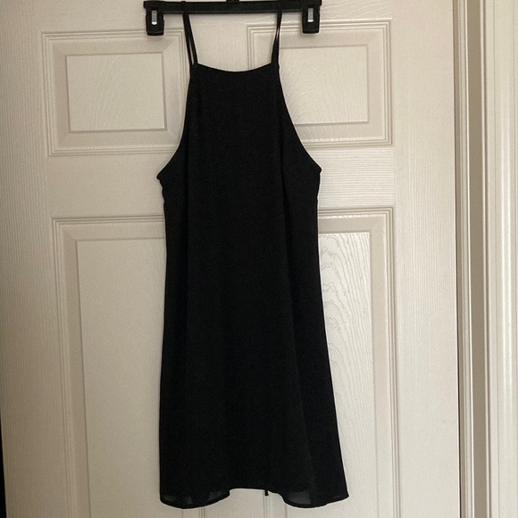 Flowy short black dress - Picture 1 of 5